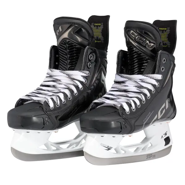CCM Schlittschuh Tacks XF Senior Regular 8.0